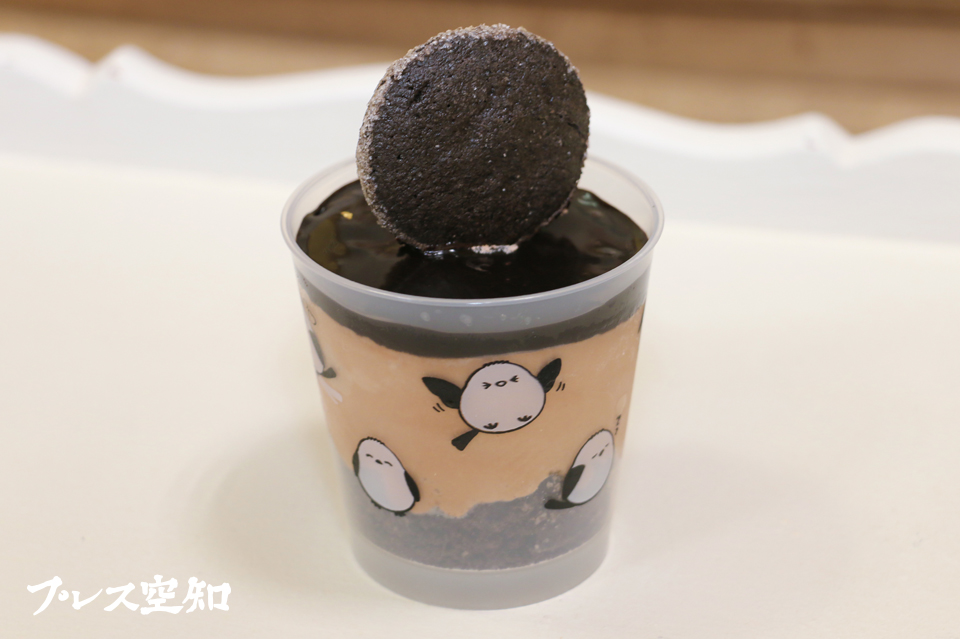 カップスイーツのシマエナガショコラ